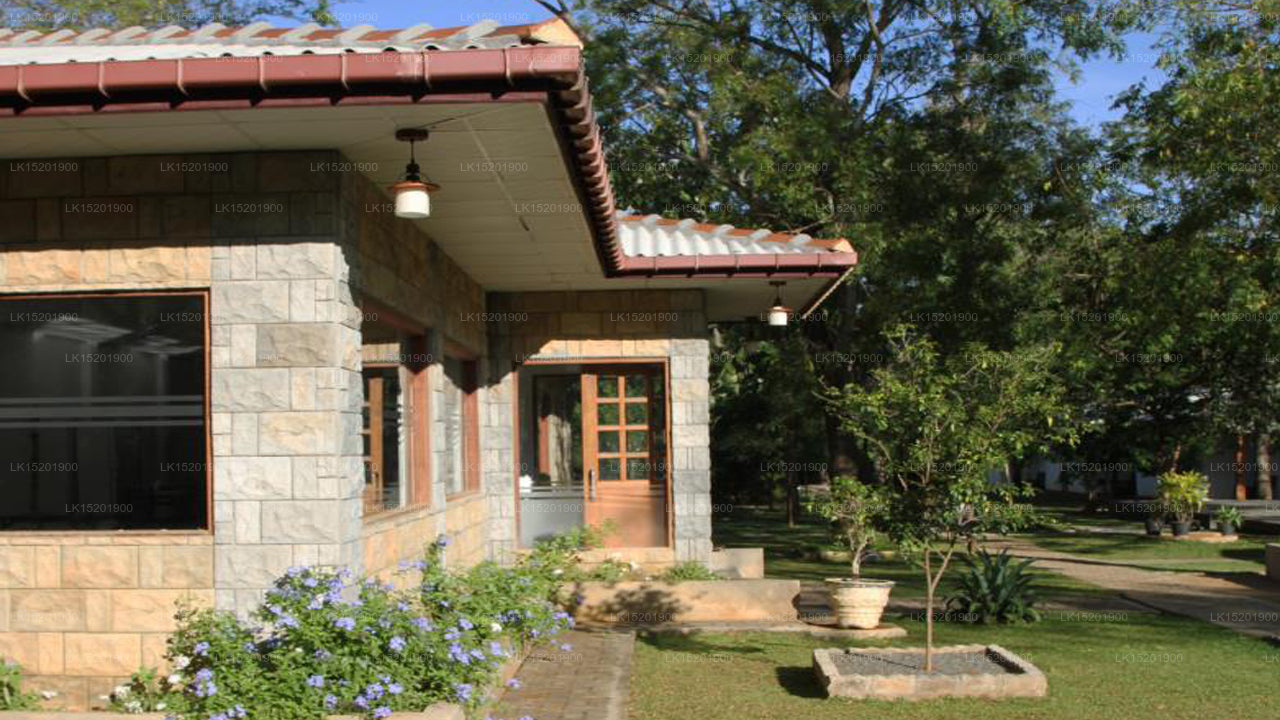 Hotel Clauria, Kataragama