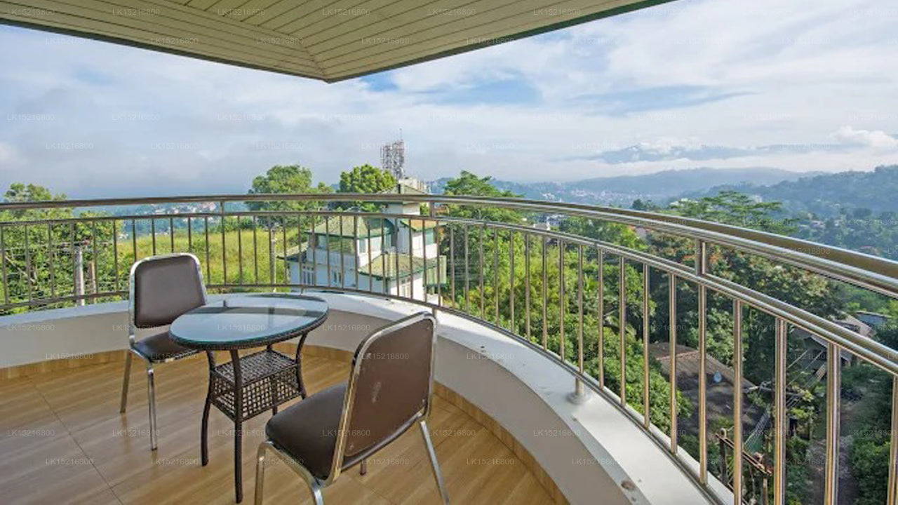 Sri Kandyan Bungalow, Kandy