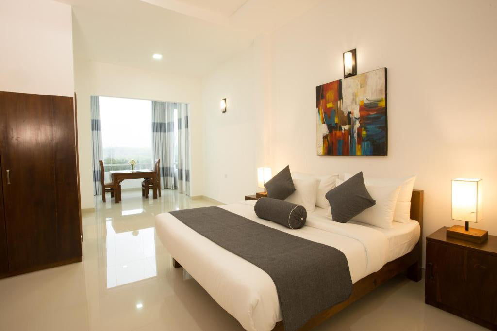 Отель «Гранд Камелия», Нувара Элия