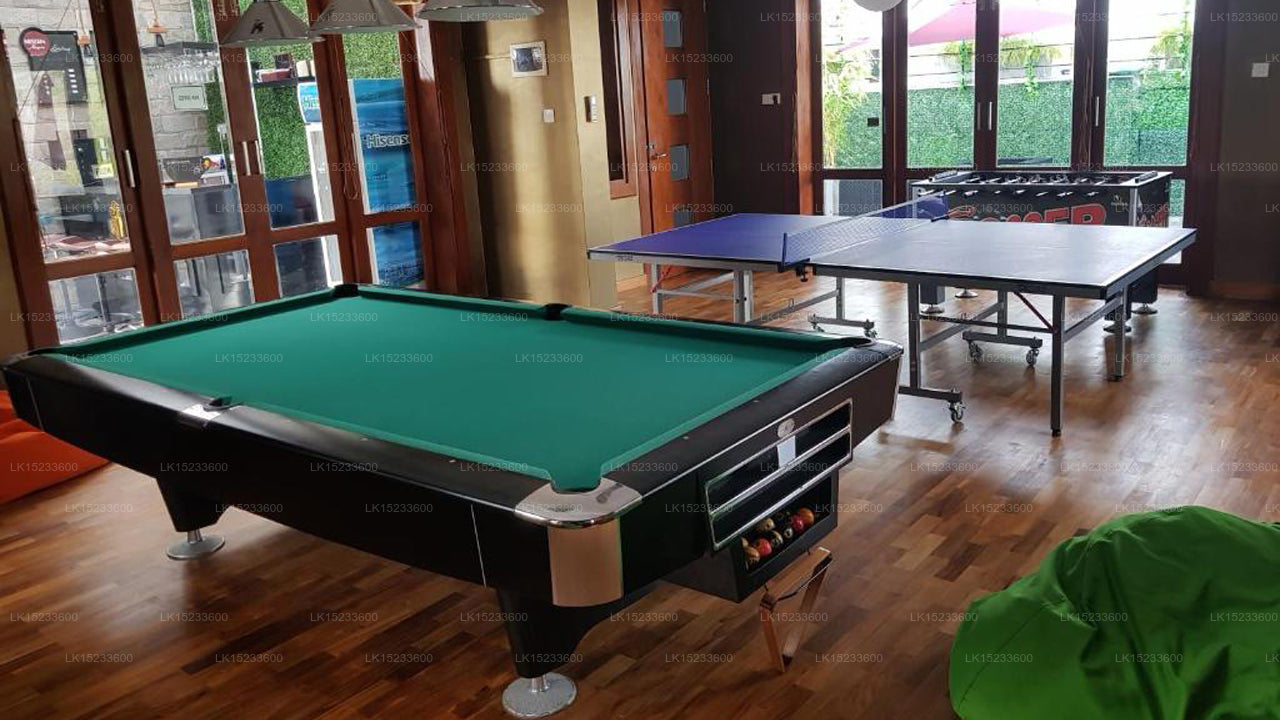 Mansion Square,  Dehiwala