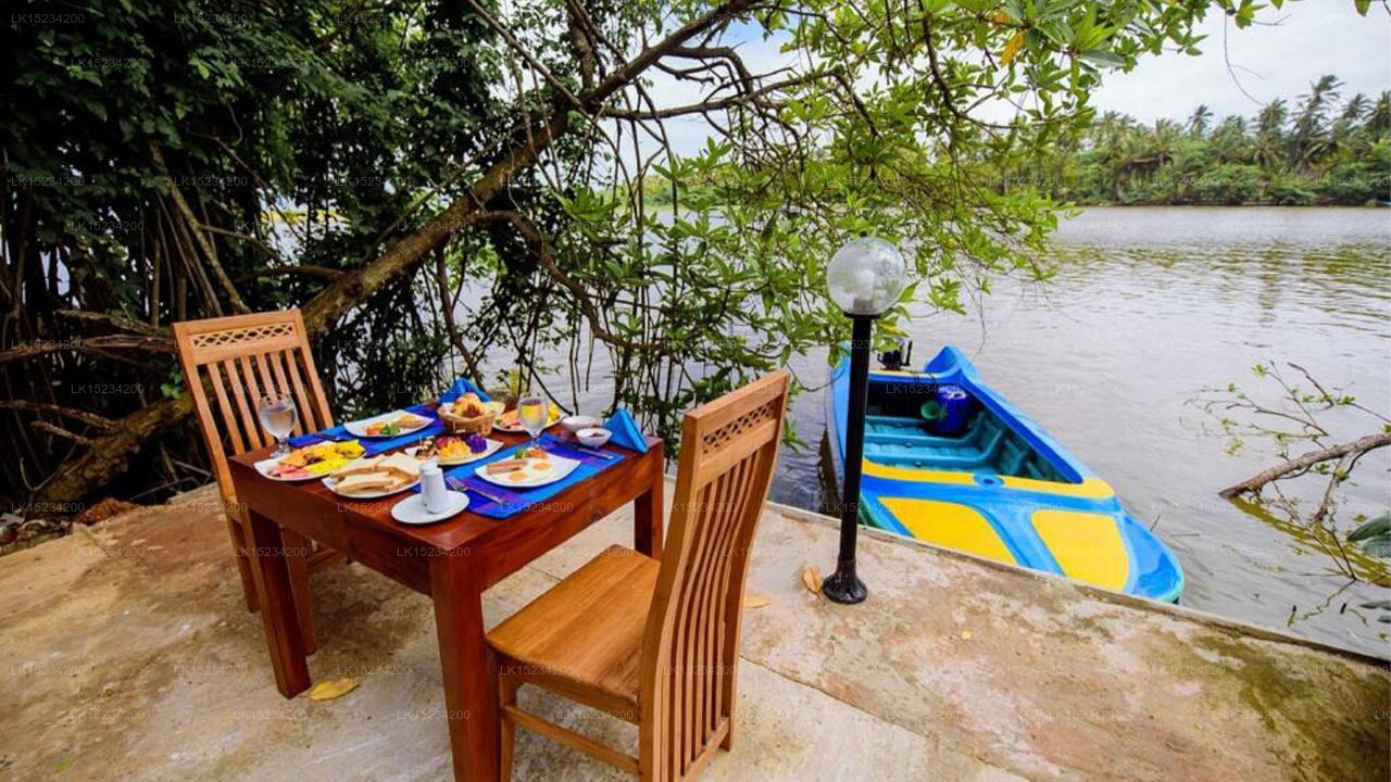 Vaaya Beach Hotel, Negombo