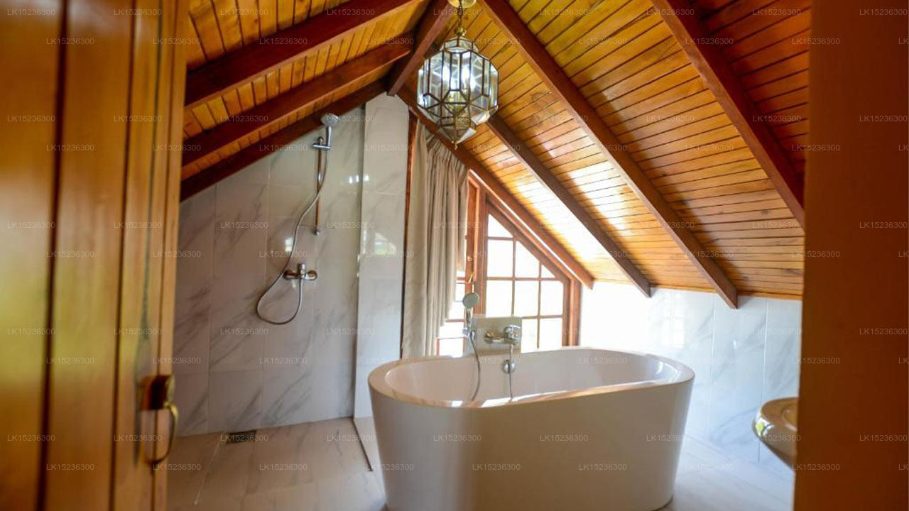 Вилла «Чайные поля», Нувара Элия