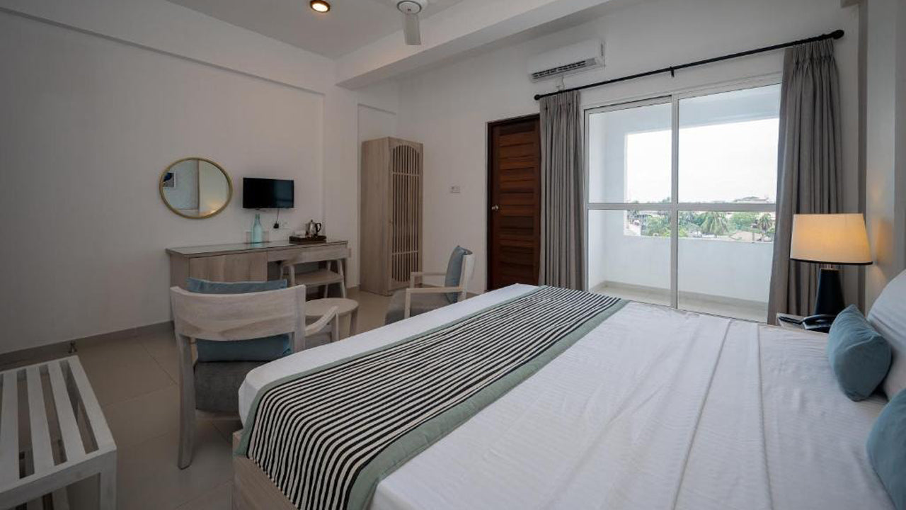 Hotel Oviya, Vavuniya