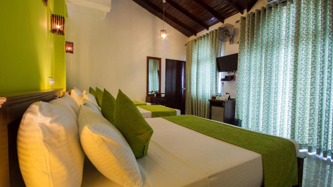 Резиденция на озере Цейлони, Канди