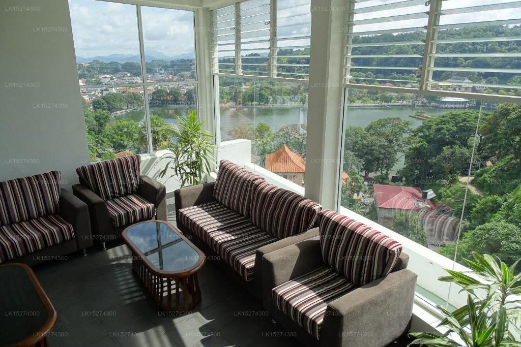 Отель Канди Супрем, Канди