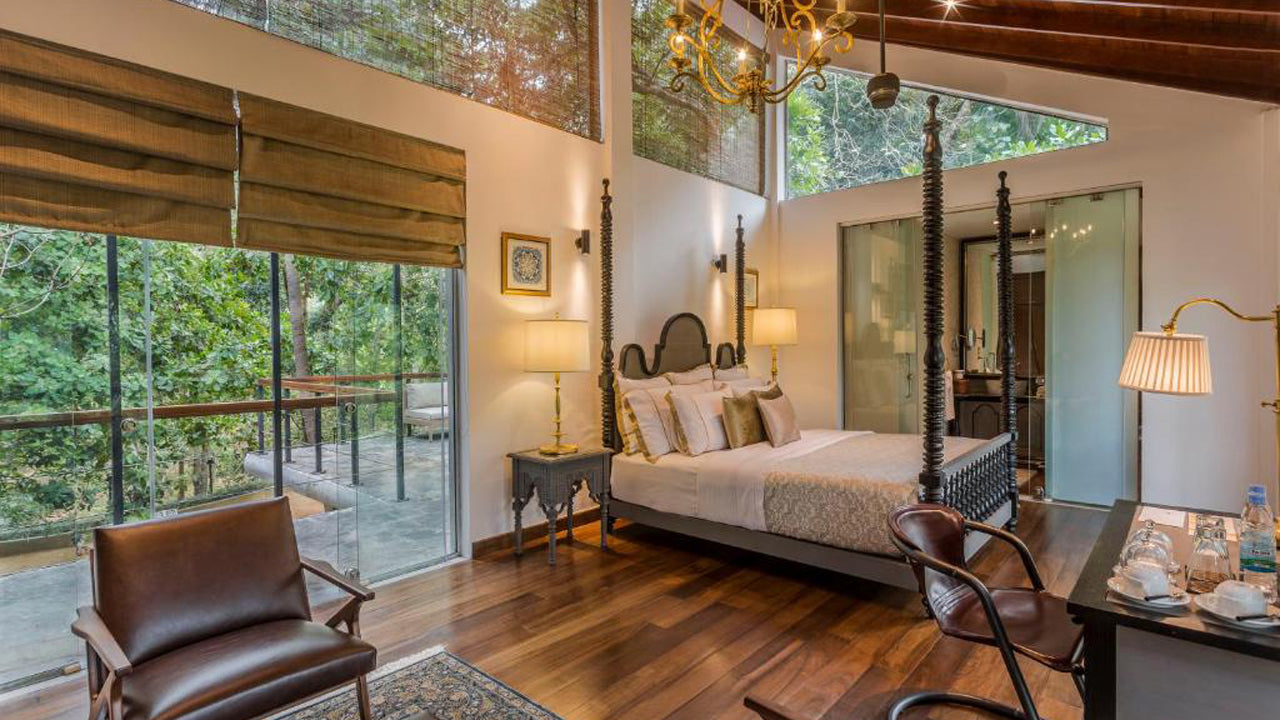 «Дальний павильон» из коллекции Эдвардса, Пиннавала