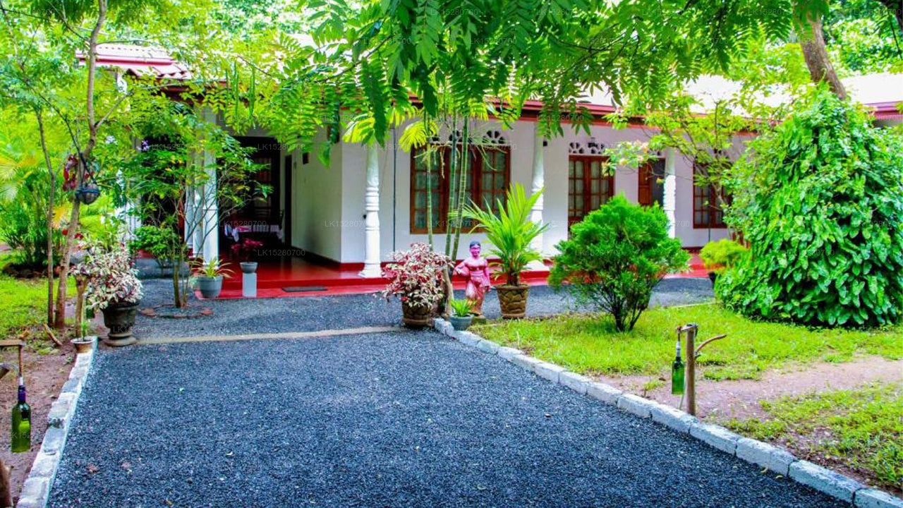 Thathsara Holiday Inn, Sigiriya