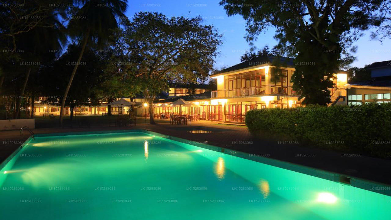 Lakeside at Nuwarawewa, Anuradhapura