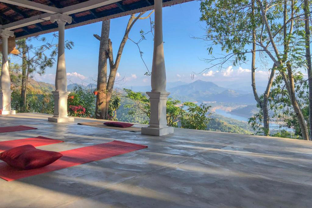 Йога-ретрит «Великанде», Канди