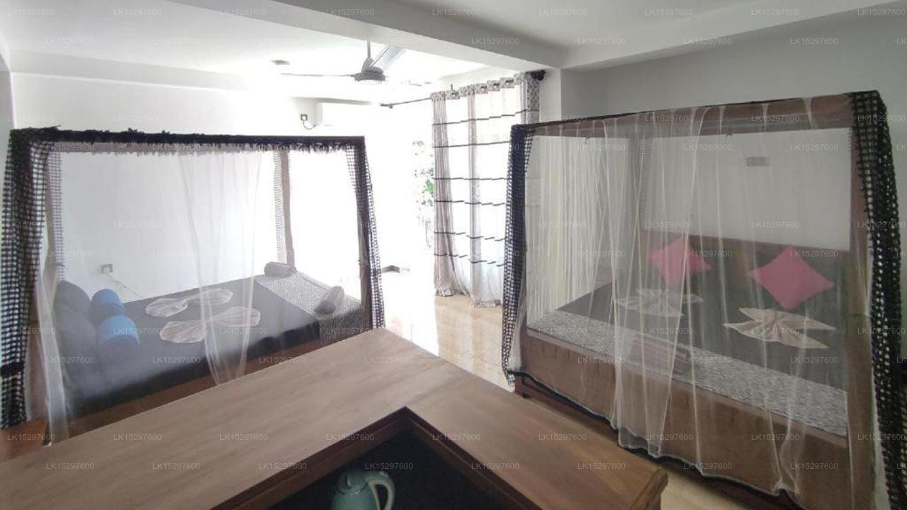 Secret Garden, Hikkaduwa