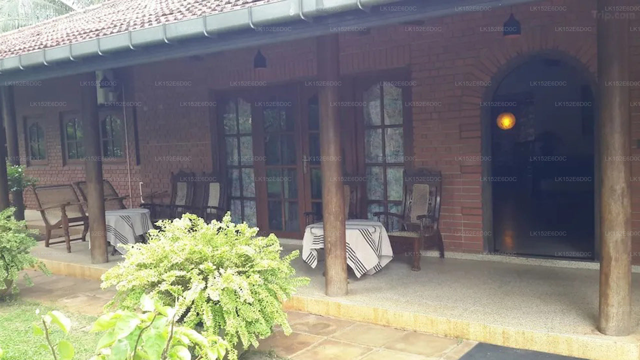 Arangala Bungalow, Sigiriya