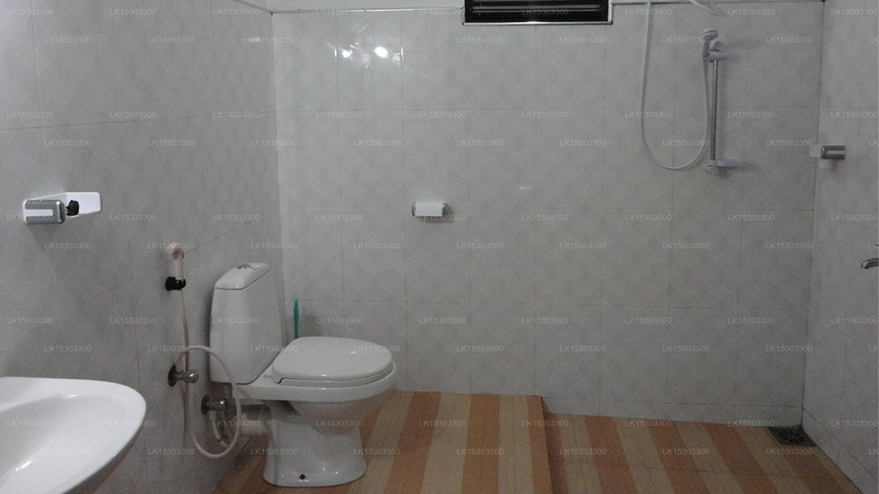 Nirmaa Shadow Inn, Pasikuda