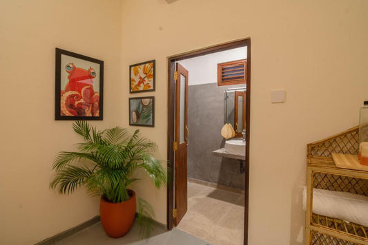 Вилла Саттва, Ахангама