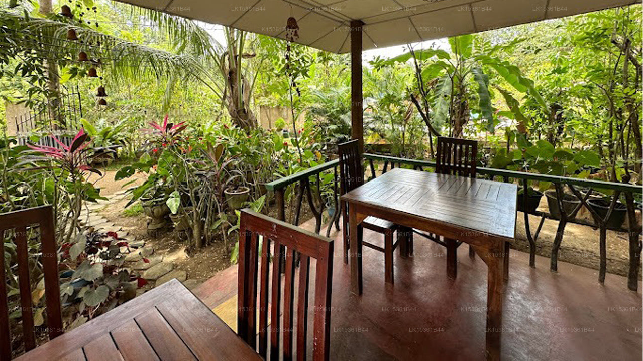 levona garden resort, habarana