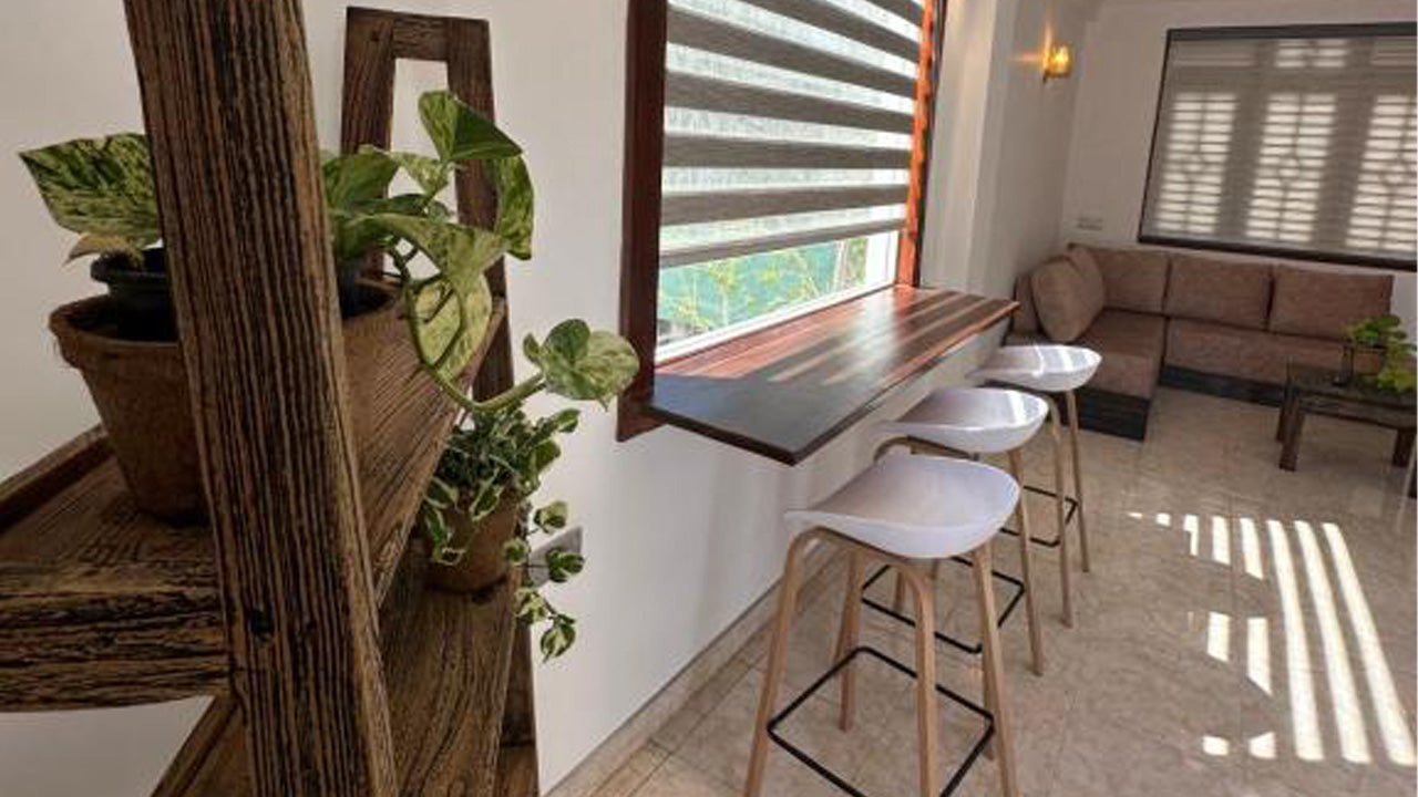 Ржавая двухъярусная вилла, Канди