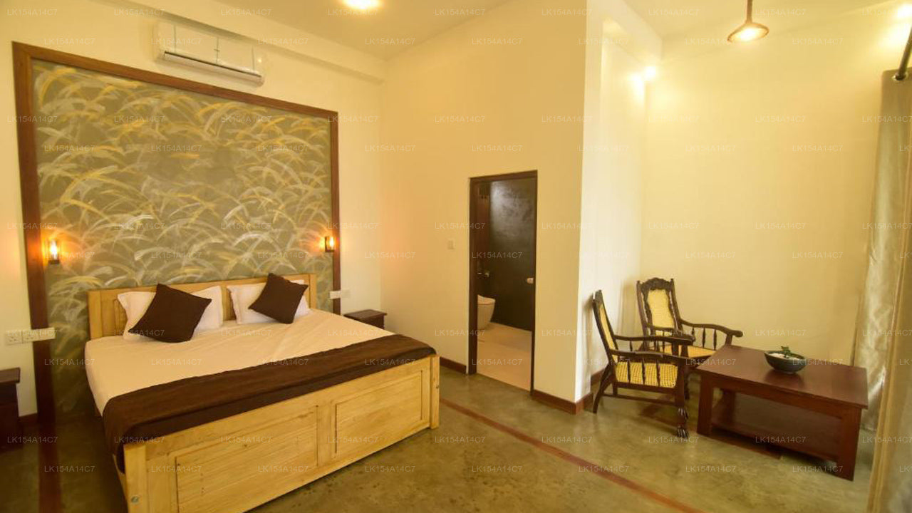 Лагуна Хиру, Негомбо