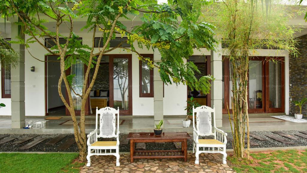 Лагуна Хиру, Негомбо