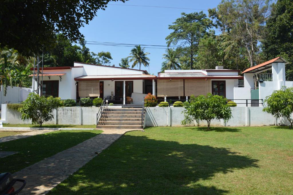 Дворец Оливи, Удавалаве