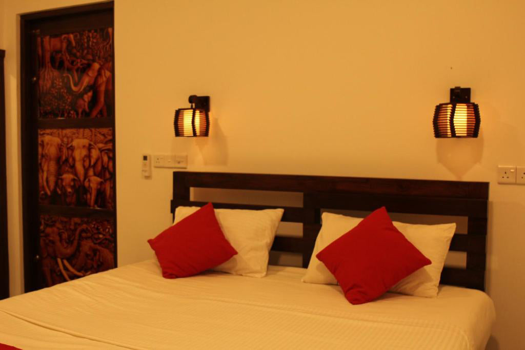 Дворец Оливи, Удавалаве