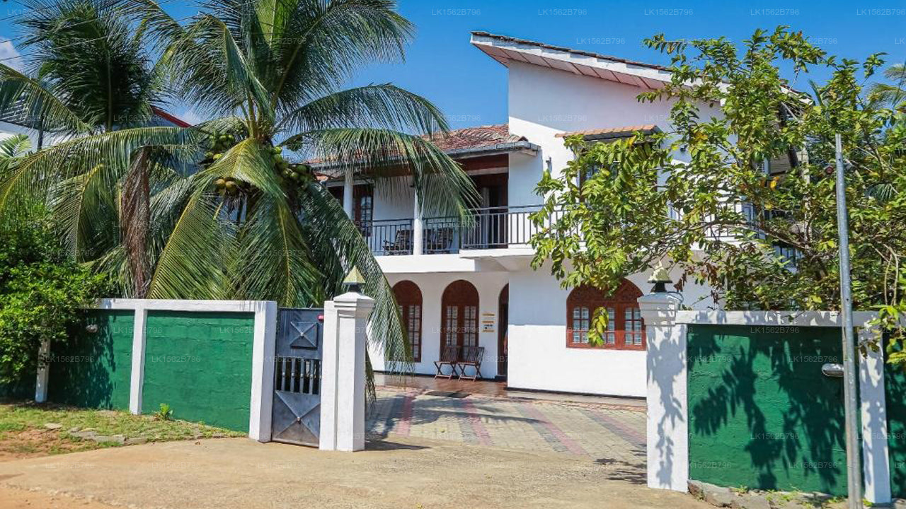 Lakeside Villa, Anuradhapura