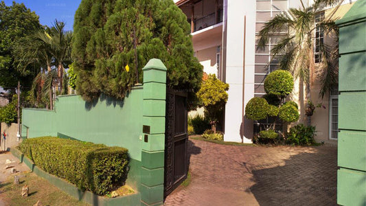 Вилла 53, Баттарамулла