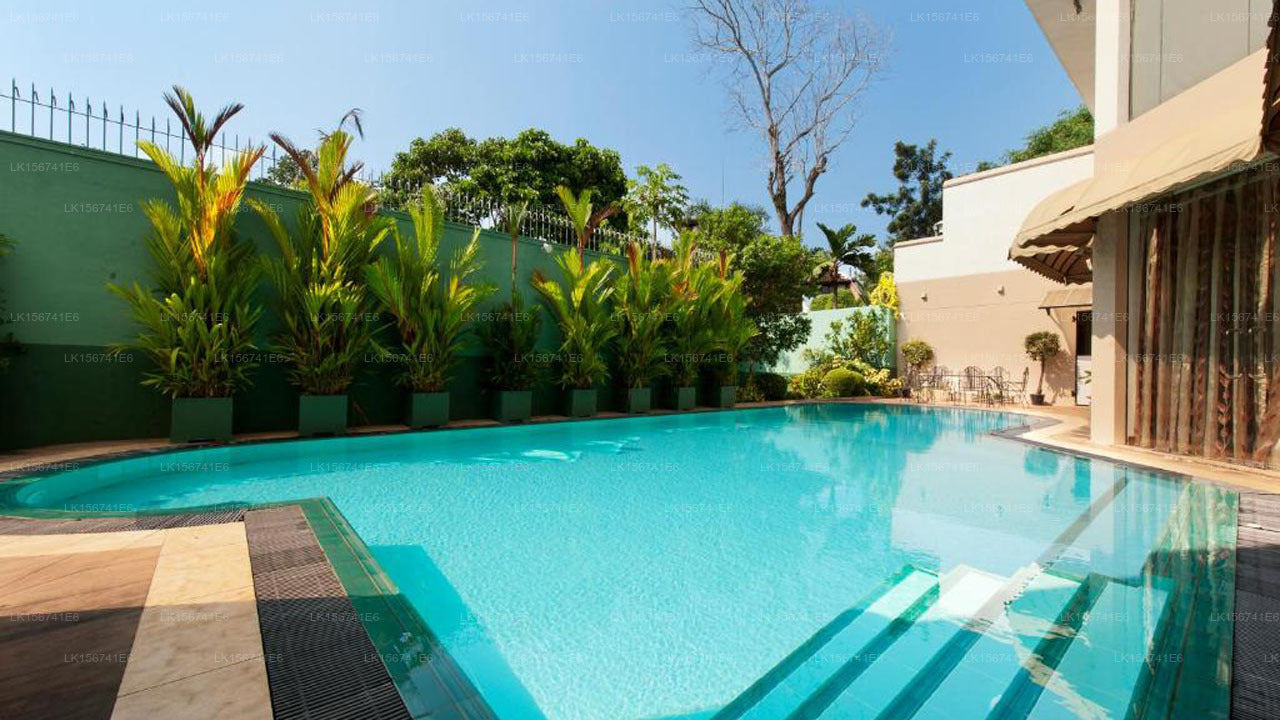 Вилла 53, Баттарамулла