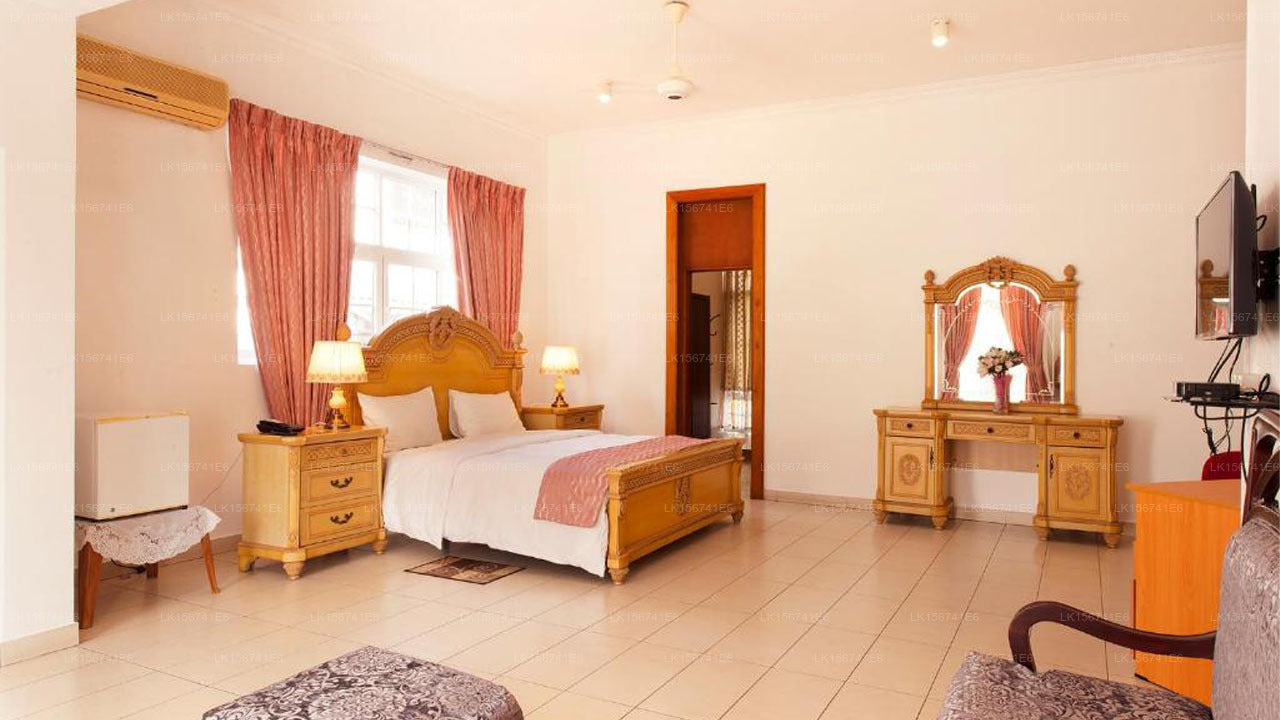 Вилла 53, Баттарамулла