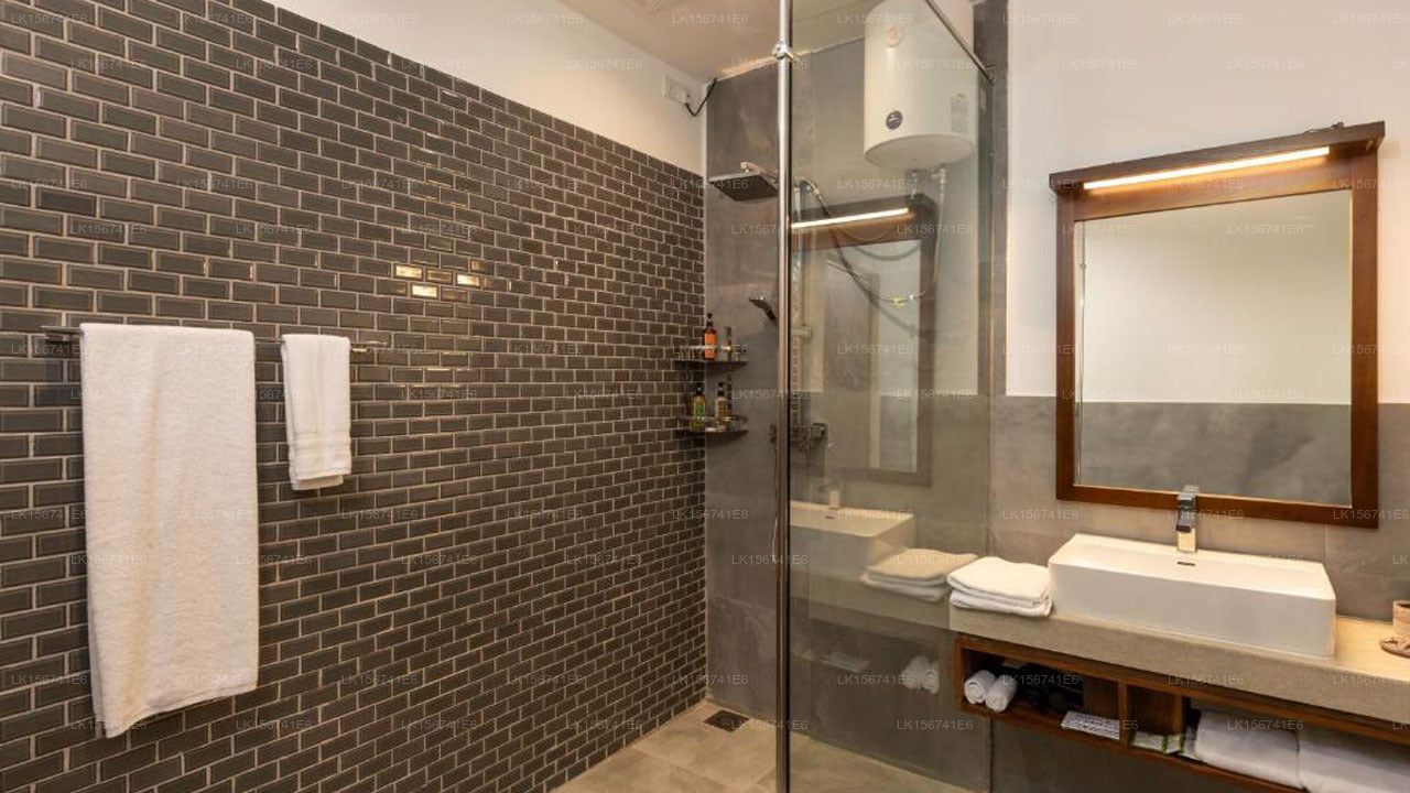 Вилла 53, Баттарамулла