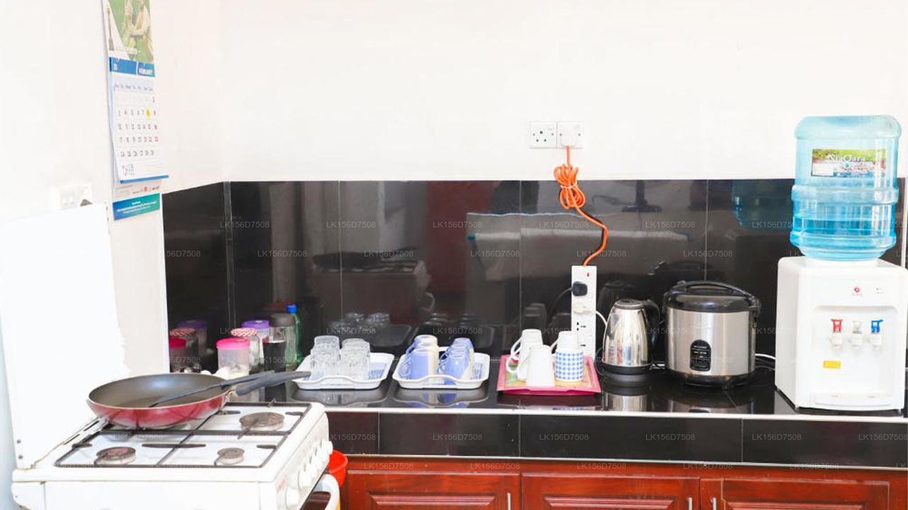 Хостел Катунаяке, Катунаяке