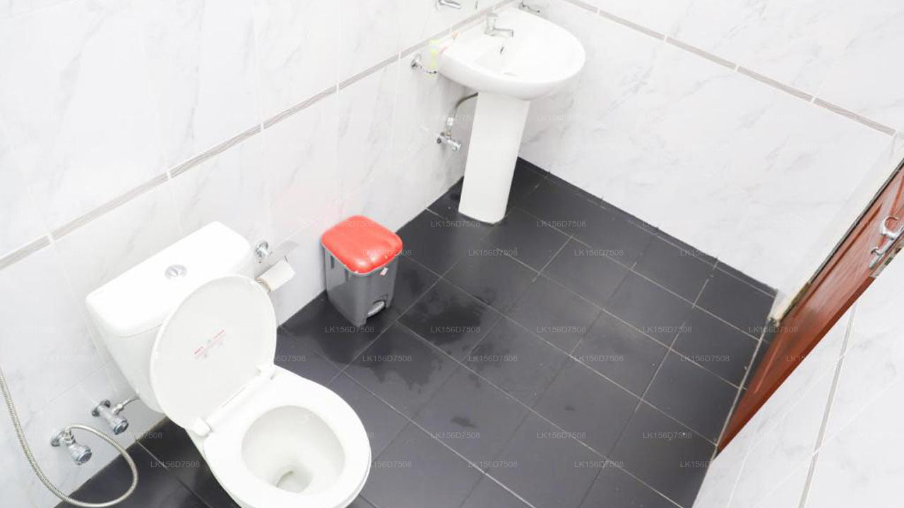 Хостел Катунаяке, Катунаяке