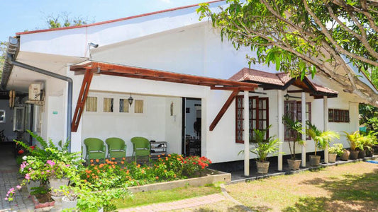 Хостел Катунаяке, Катунаяке