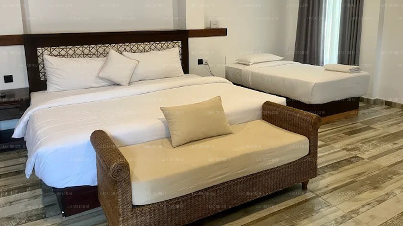 Liyya Waters Villa in Embullambe, Dambulla