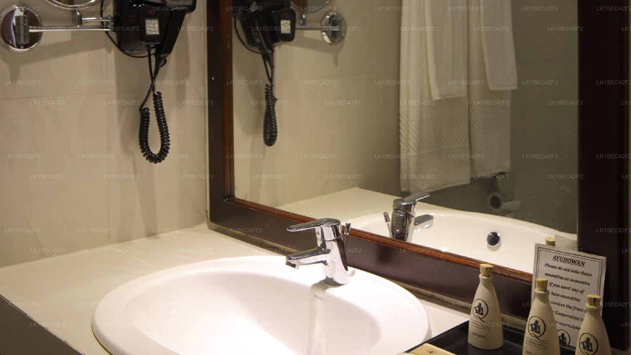 Дом отдыха Нуваравева, Анурадхапура