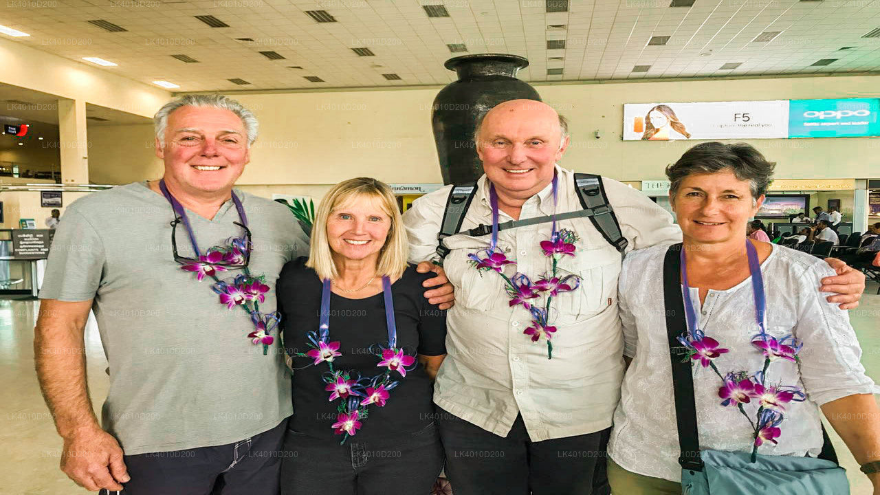 Частный трансфер из города Руванвелла в аэропорт Коломбо (CMB)