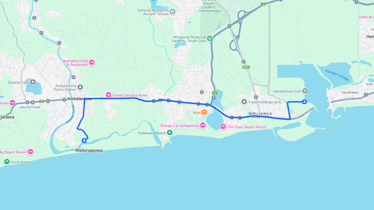 Сафари на лодке по реке Валаве в джунглях из морского порта Хамбантота.