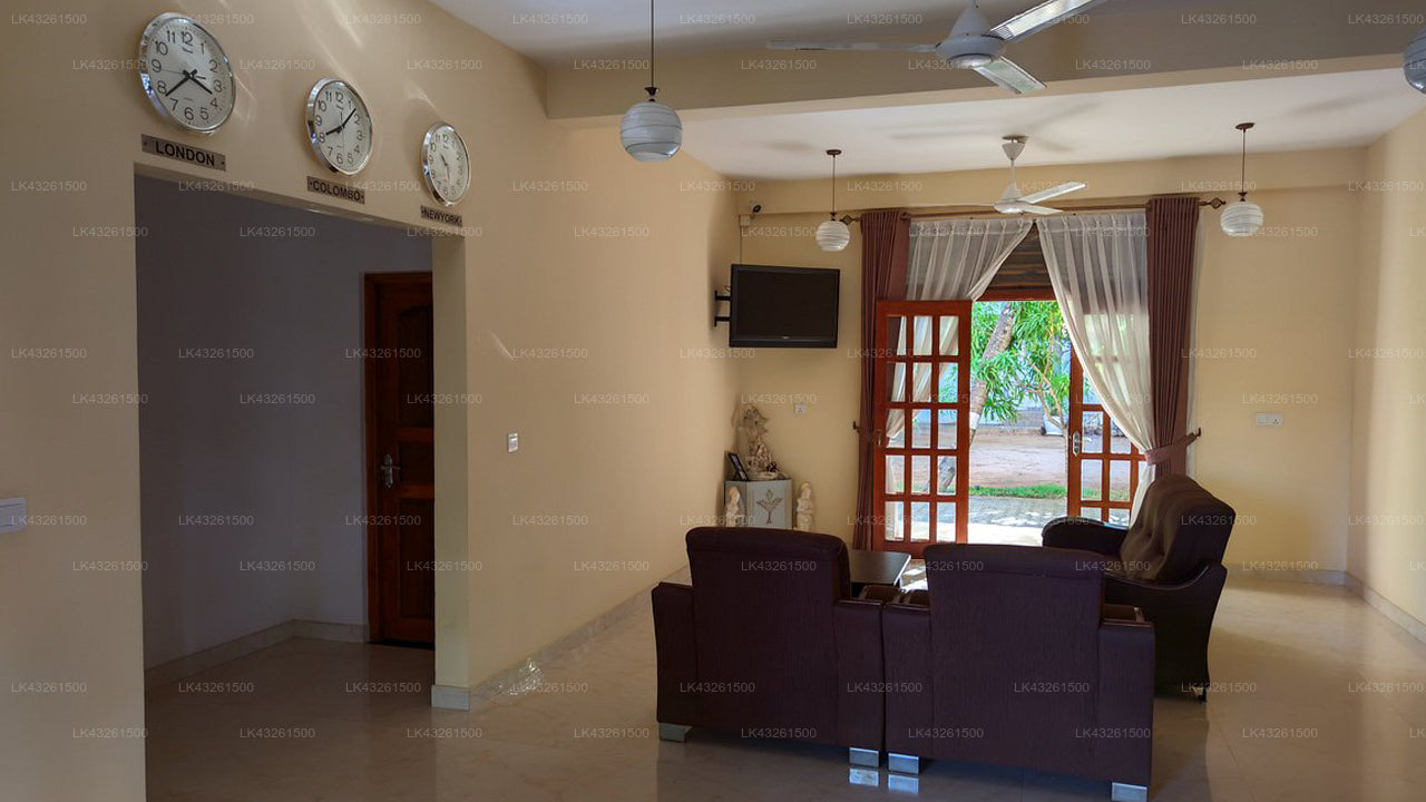 Bluewater Beach Resort, Trincomalee