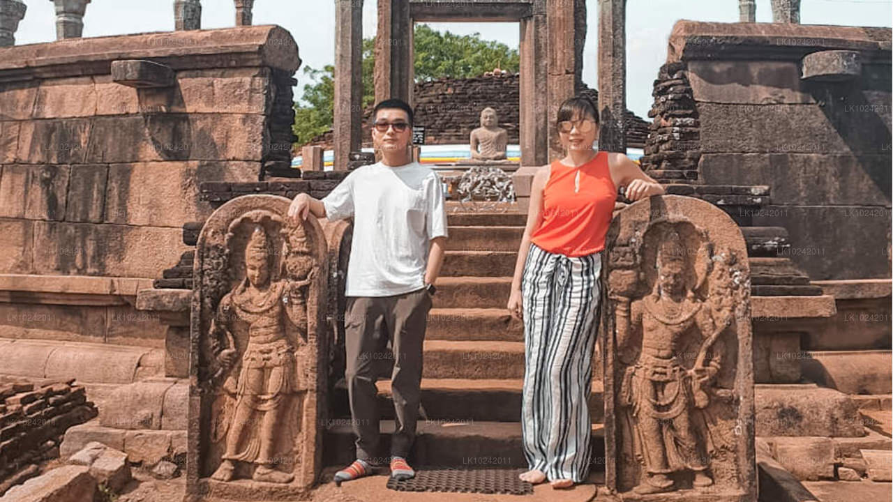 Древние чудеса из Коломбо (2 дня)