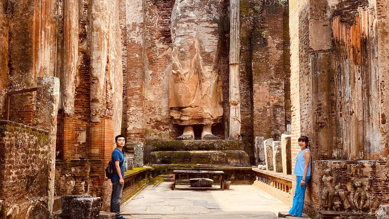 Древние чудеса из Коломбо (2 дня)