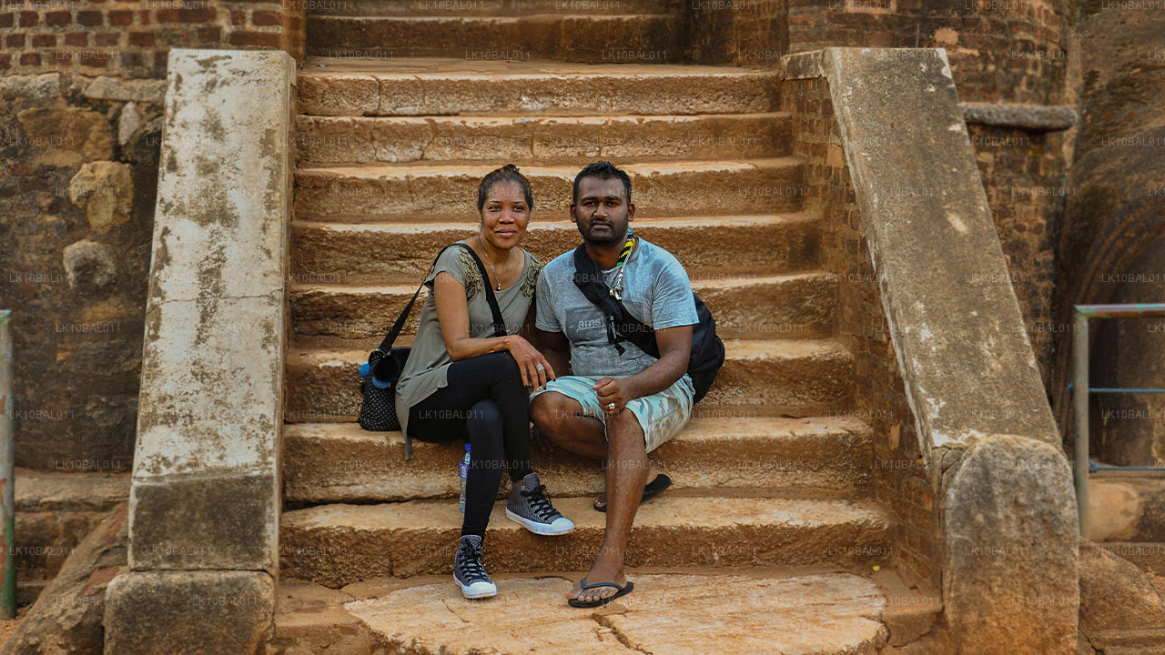 Побережье и походы (11 дней)