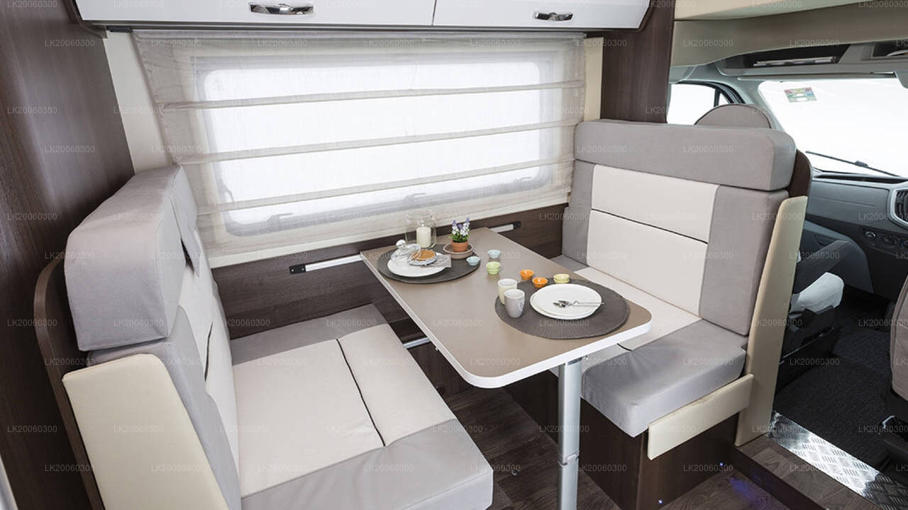 Аренда автодома с шофером (команда роллеров - Zefiro 690G)