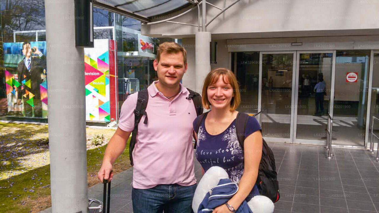 Transfer between Colombo Airport (CMB) and Hotel Clauria, Kataragama