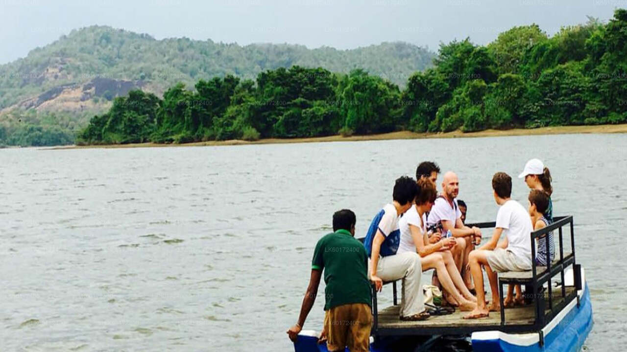 Экскурсия в деревню аборигенов из Канди